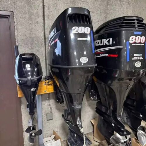 Suzuki 200HP 4-Stroke Outboard Motor